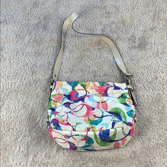 Coach Poppy Signature “C” Hobo Crossbody - Picture 2 of 15